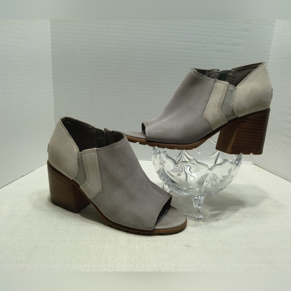 SOREL Nadia Heels # 7.5
